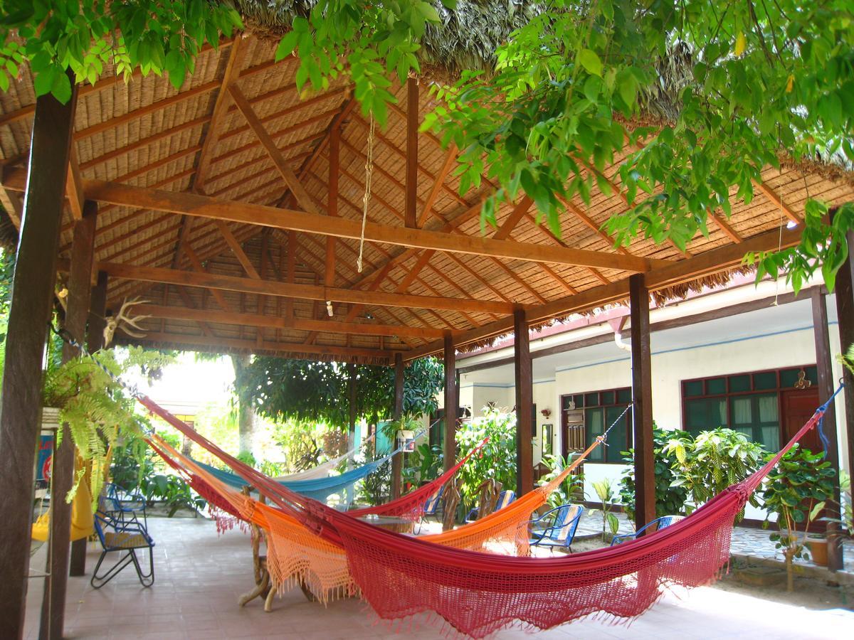 Hotel Oriental Rurrenabaque Buitenkant foto